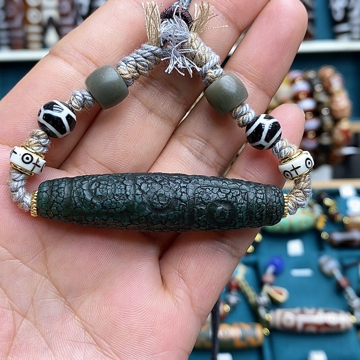 玛瑙/玉髓颈饰合金