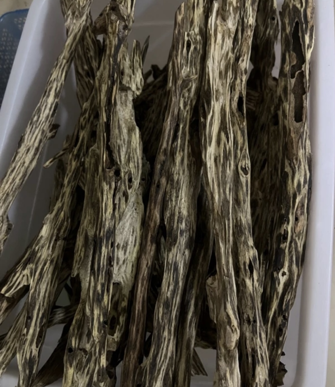 沉香奇楠黑油虫漏熏香料