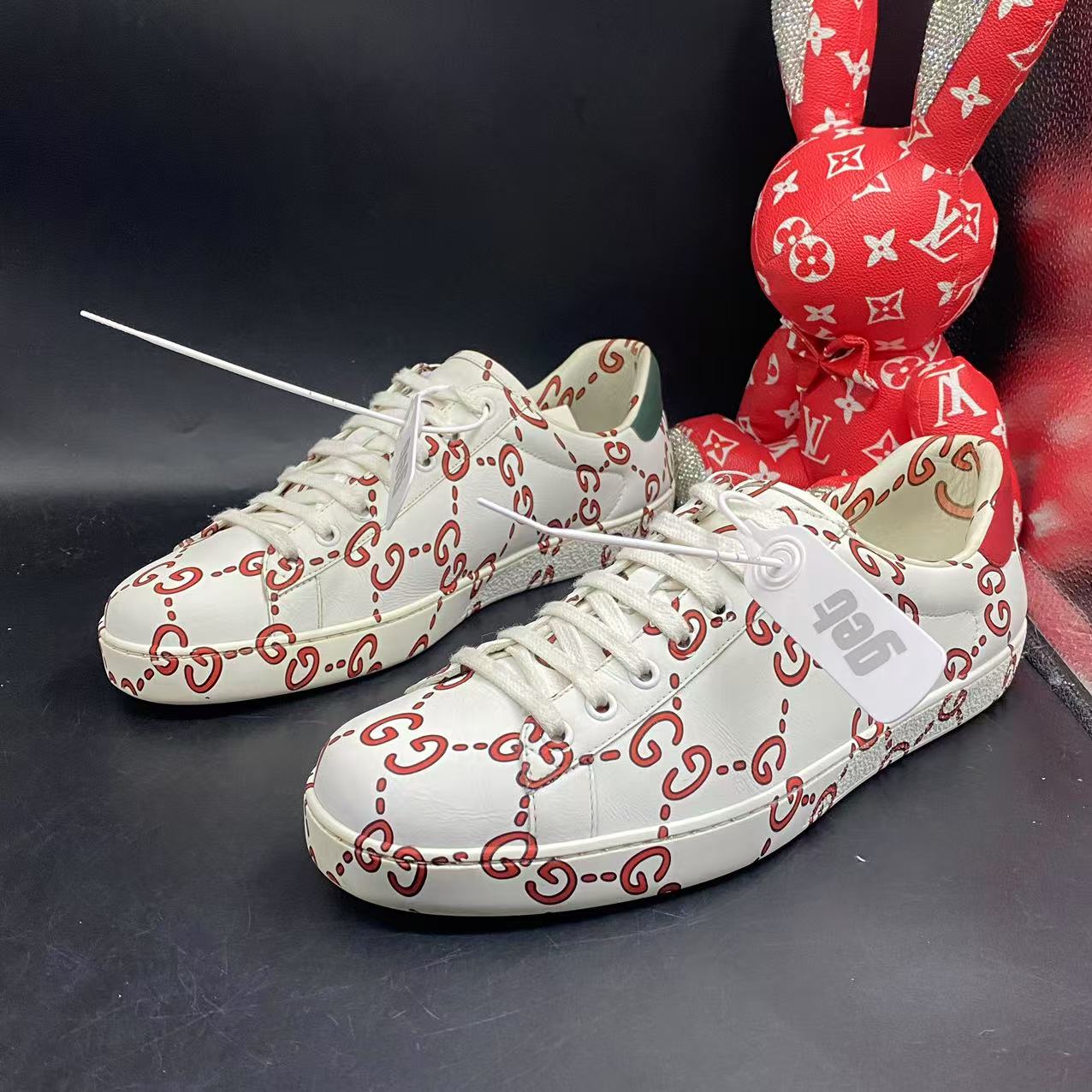 95新 GUCCI/古驰 【聚星福利】白红满印logo板鞋42欧码kke154