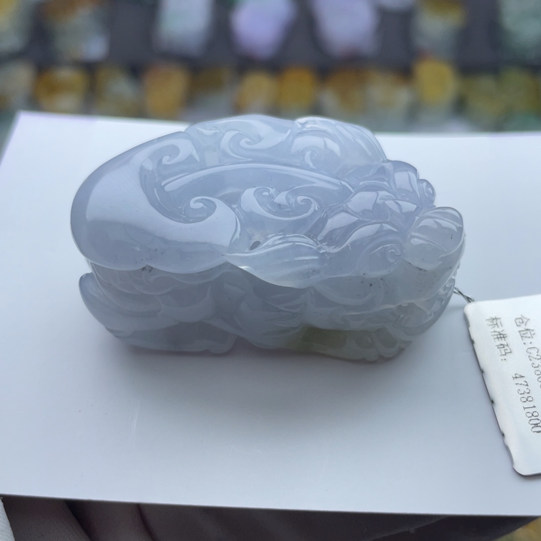 翡翠颈饰未镶嵌貔貅