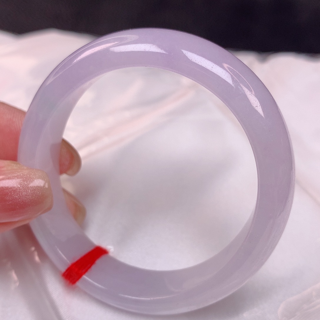 【闪购商品】翡翠手镯（贵妃镯）未镶嵌54