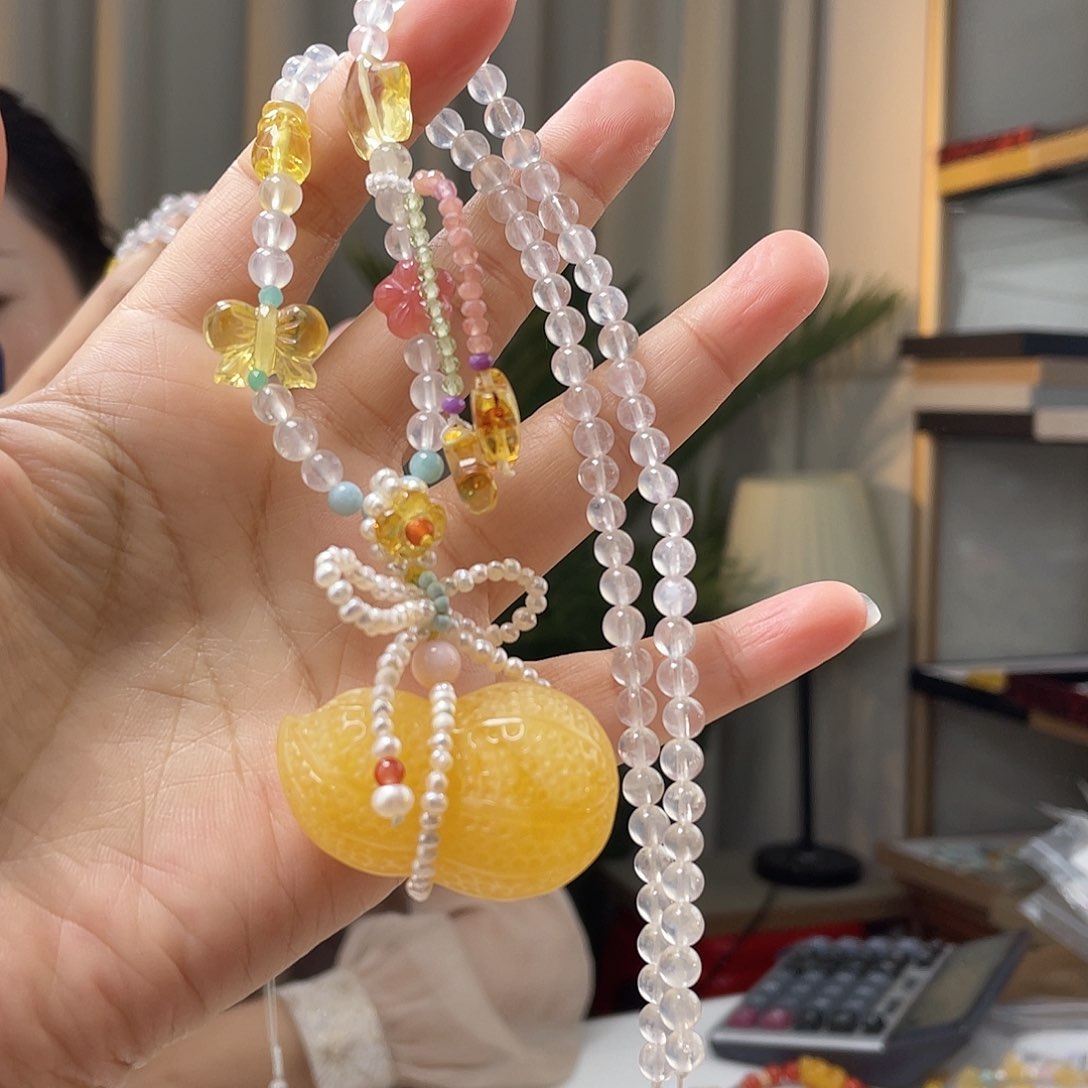 琥珀裸石未镶嵌蜜蜡吊坠