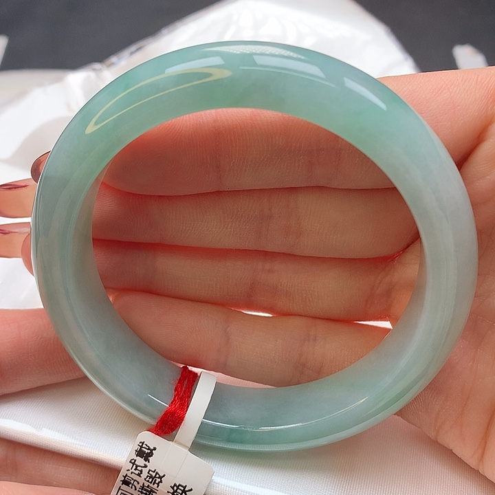 翡翠手镯未镶嵌56正圈