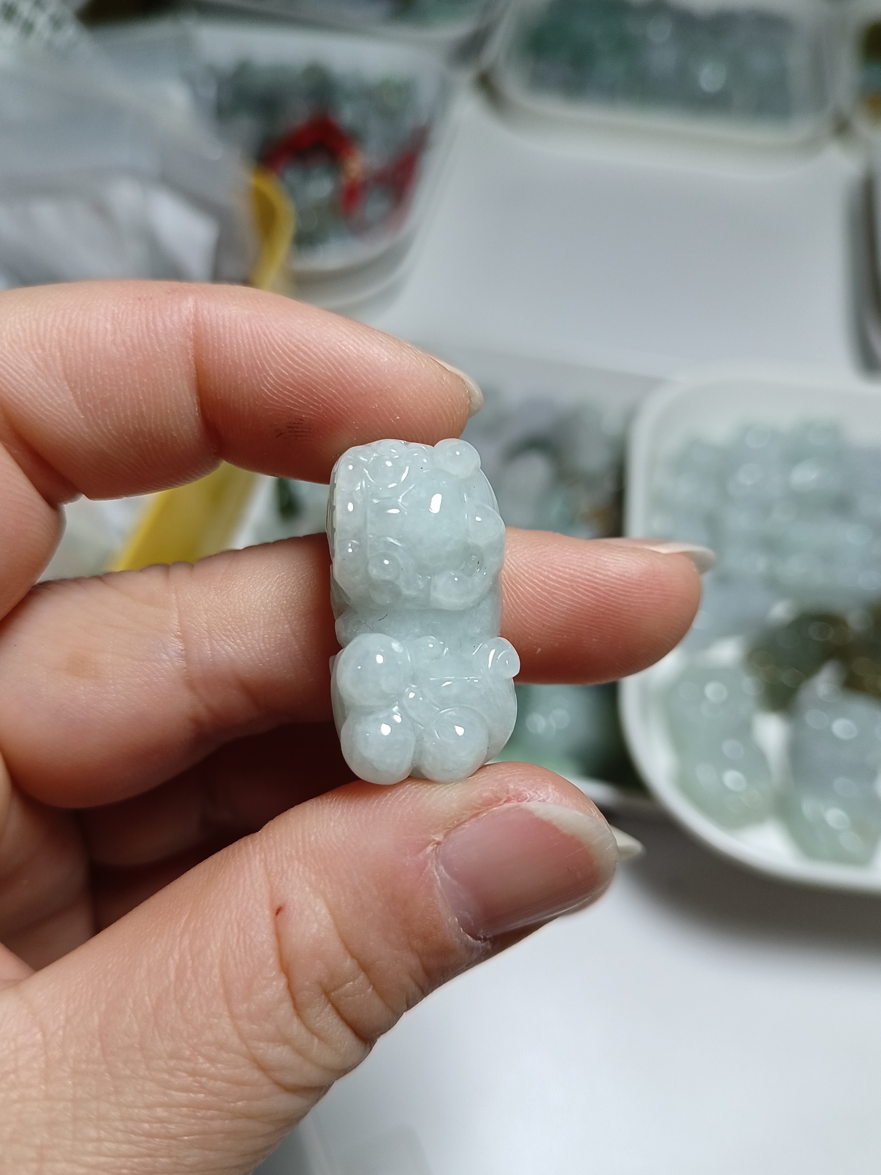 天然翡翠霸王貔貅一个微瑕处理