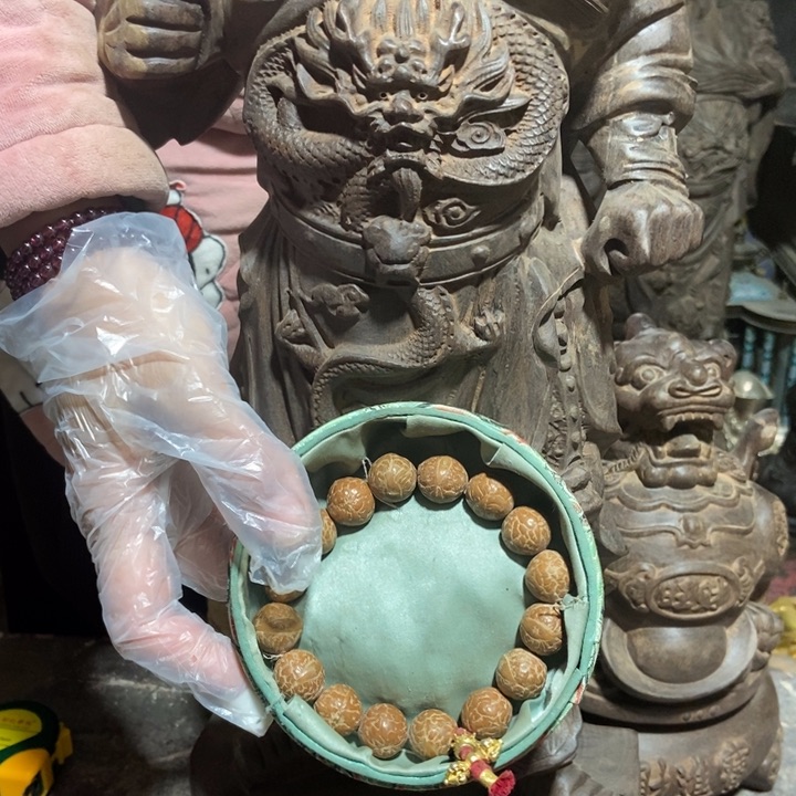 滴血莲花菩提吊坠