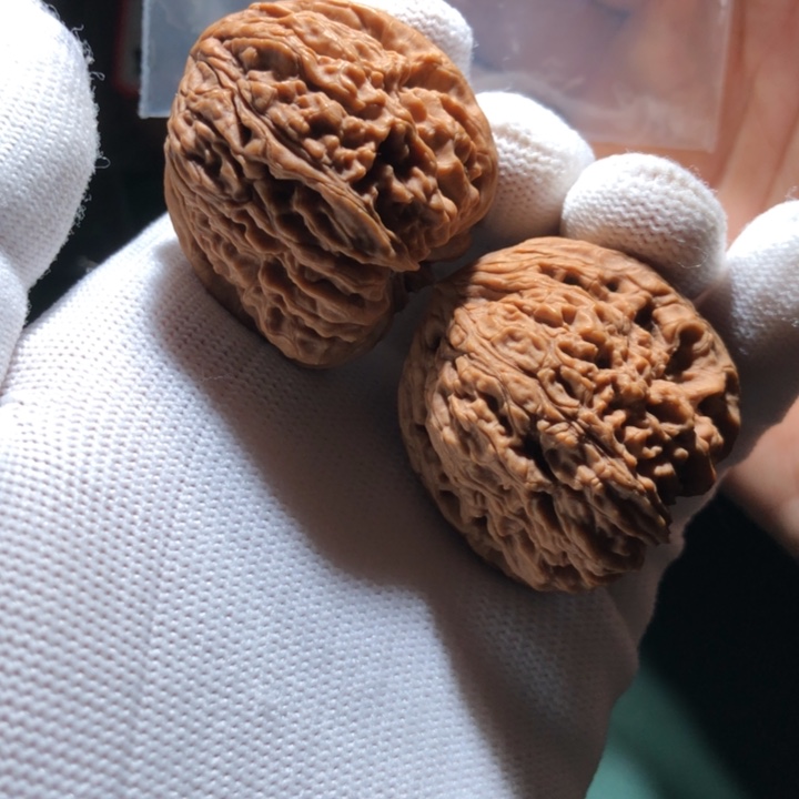 文玩核桃吊坠南疆手拨19