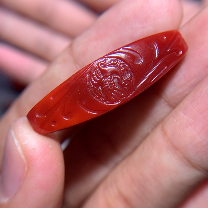南红玛瑙勒子10.1×33.7未镶嵌海****0微纹