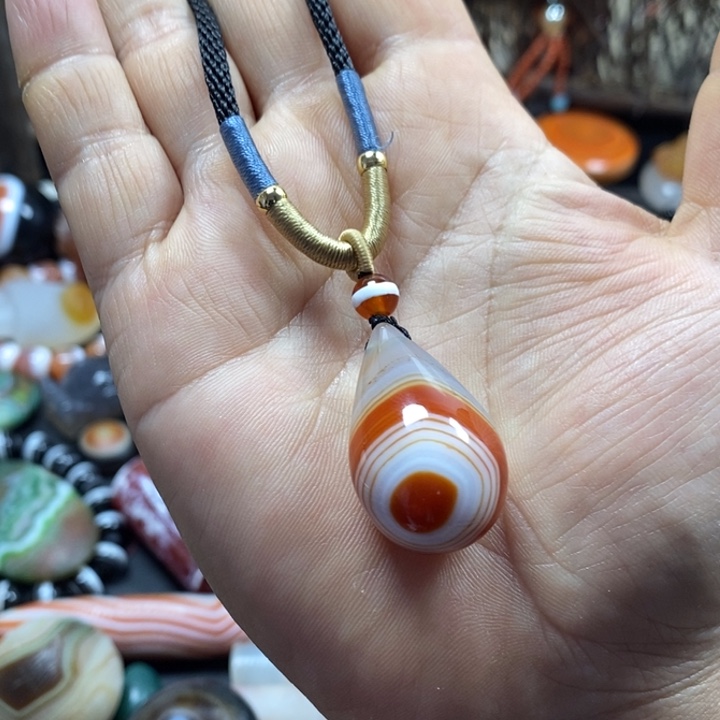 玛瑙/玉髓未镶嵌颈饰