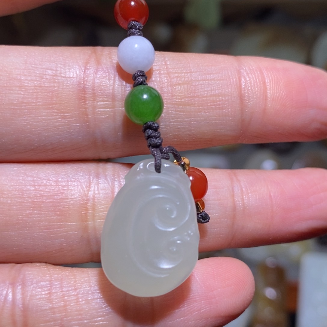 定制和田玉手机挂