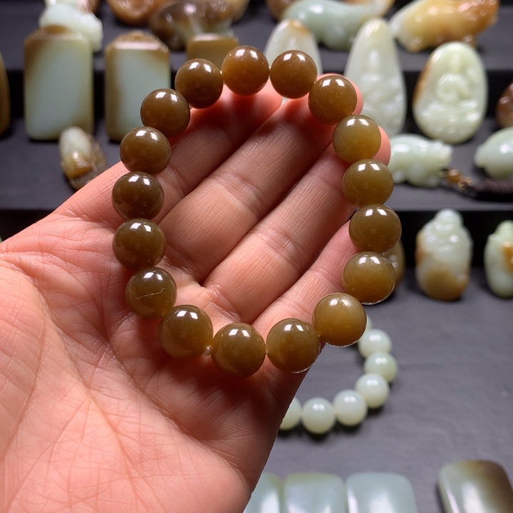 和田玉（糖玉）手串未镶嵌