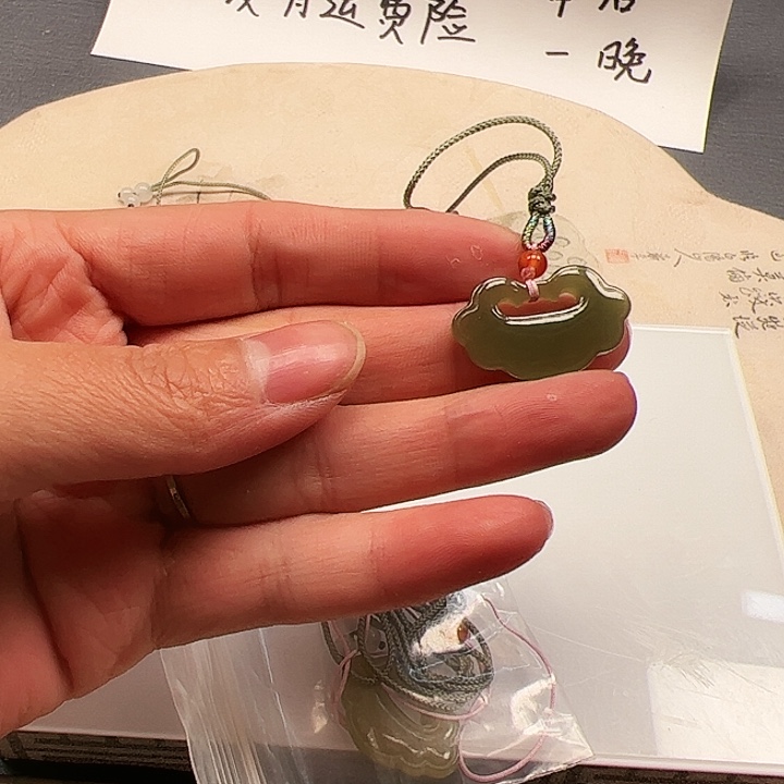 和田玉颈饰未镶嵌3