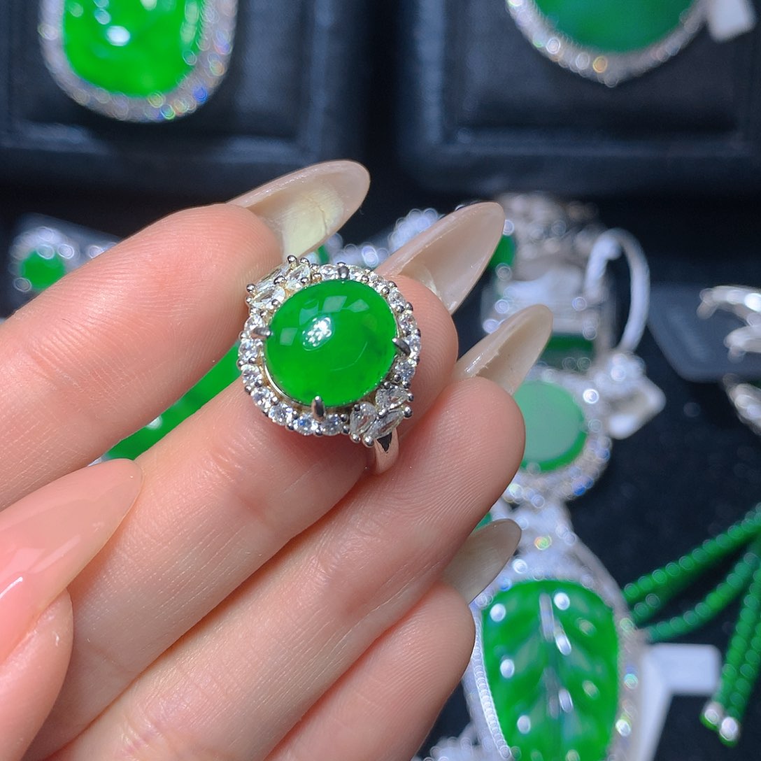 翡翠吊坠(不含链)银S925镶嵌翡翠