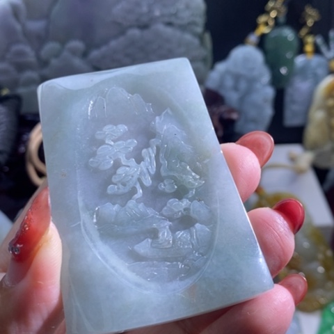 【闪购商品】颈饰未镶嵌翡翠山水