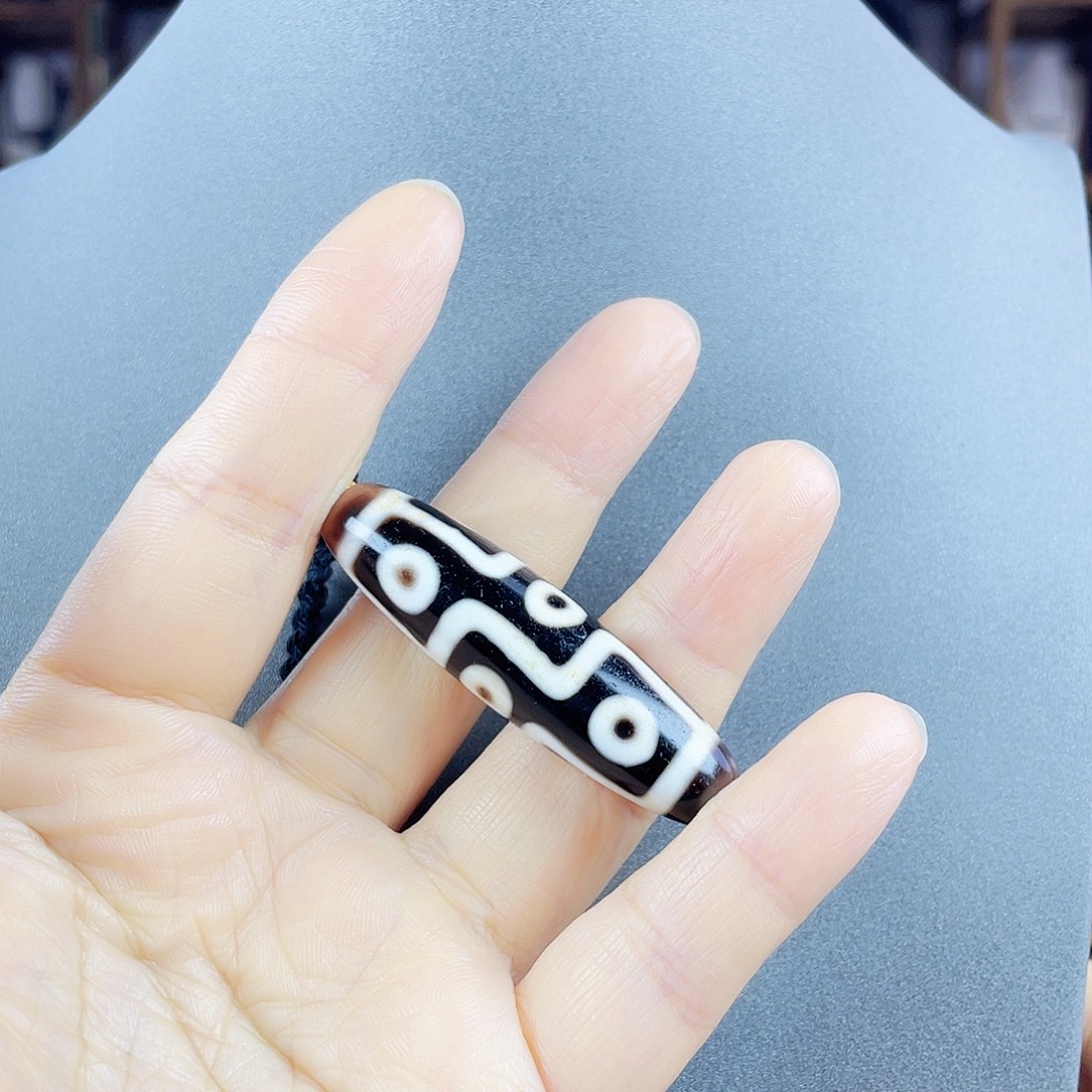 专***杆合金颈饰玛瑙/玉髓行运