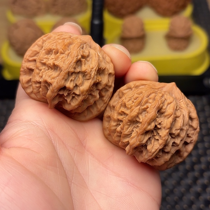 文玩核桃吊坠43全品狮虎兽