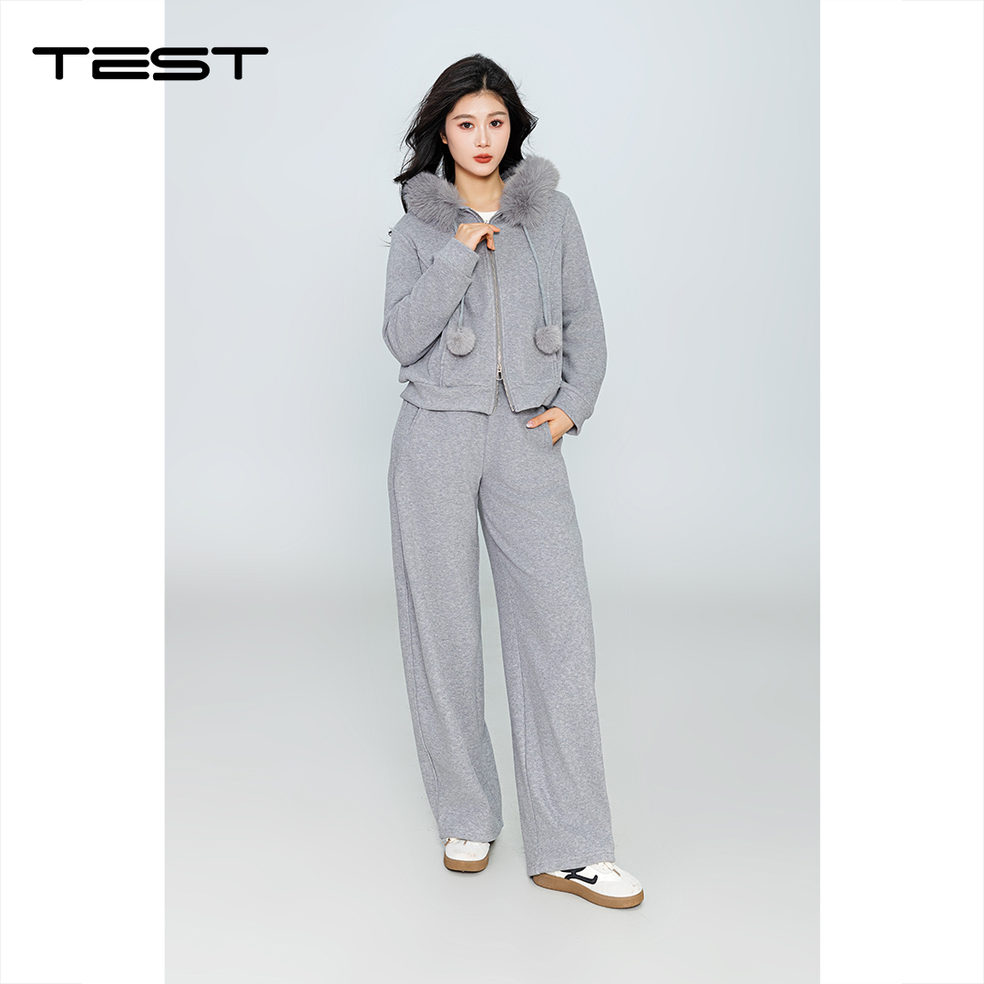 湖南她之蝶25冬4254020休闲运动风连帽毛领加厚套装女新款百搭