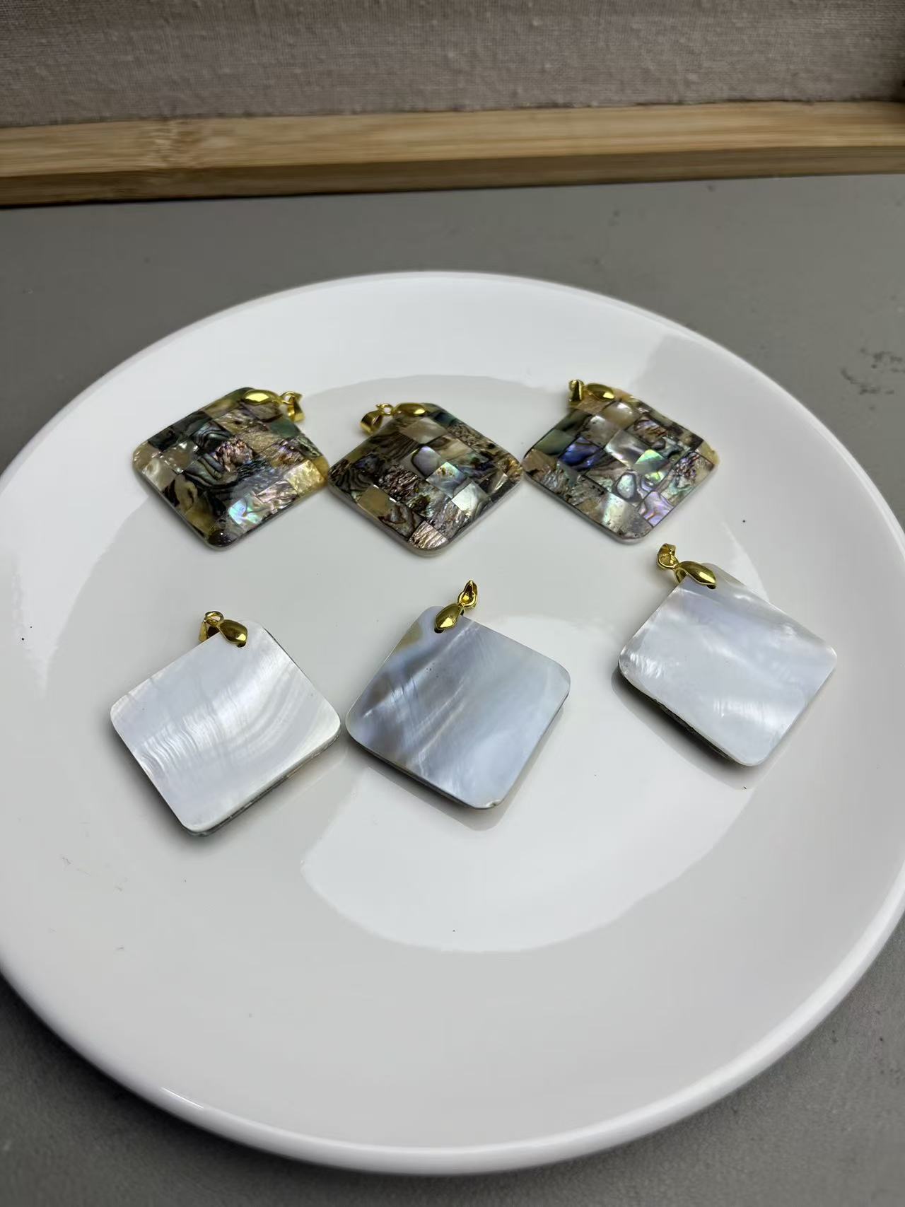 天然30mm左右鲍鱼贝对角方形带瓜子吊坠扣头半成品可当吊坠耳坠等