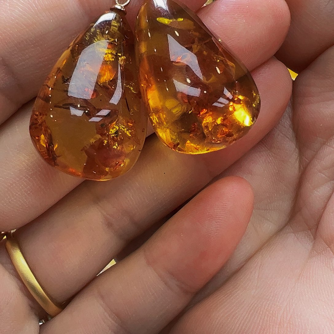 未镶嵌琥珀珠宝奇石