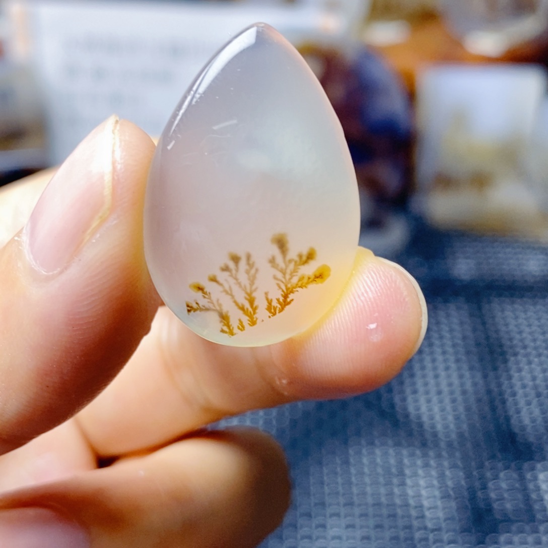 玛瑙/玉髓未镶嵌珠宝奇石