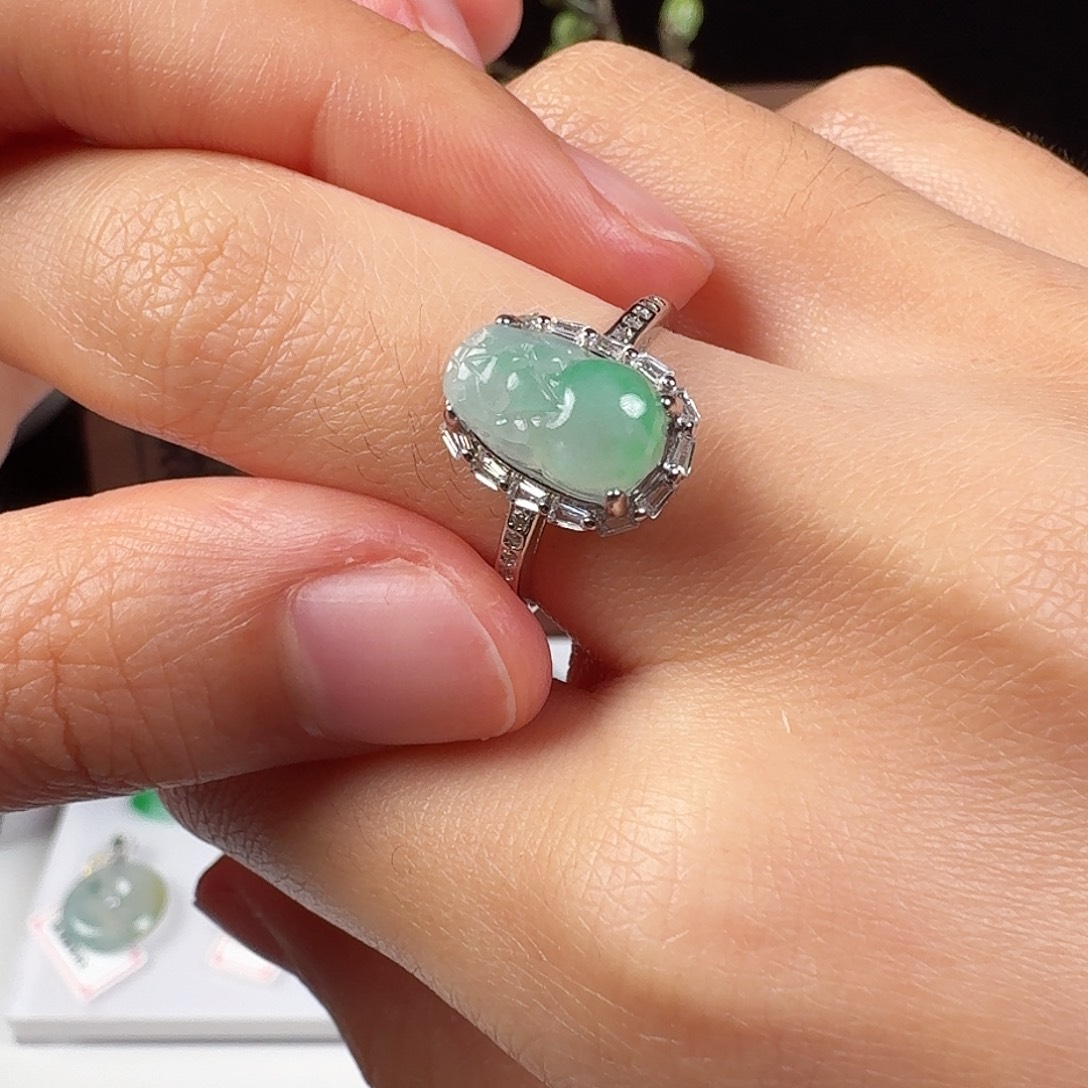 翡翠银S925镶嵌颈饰