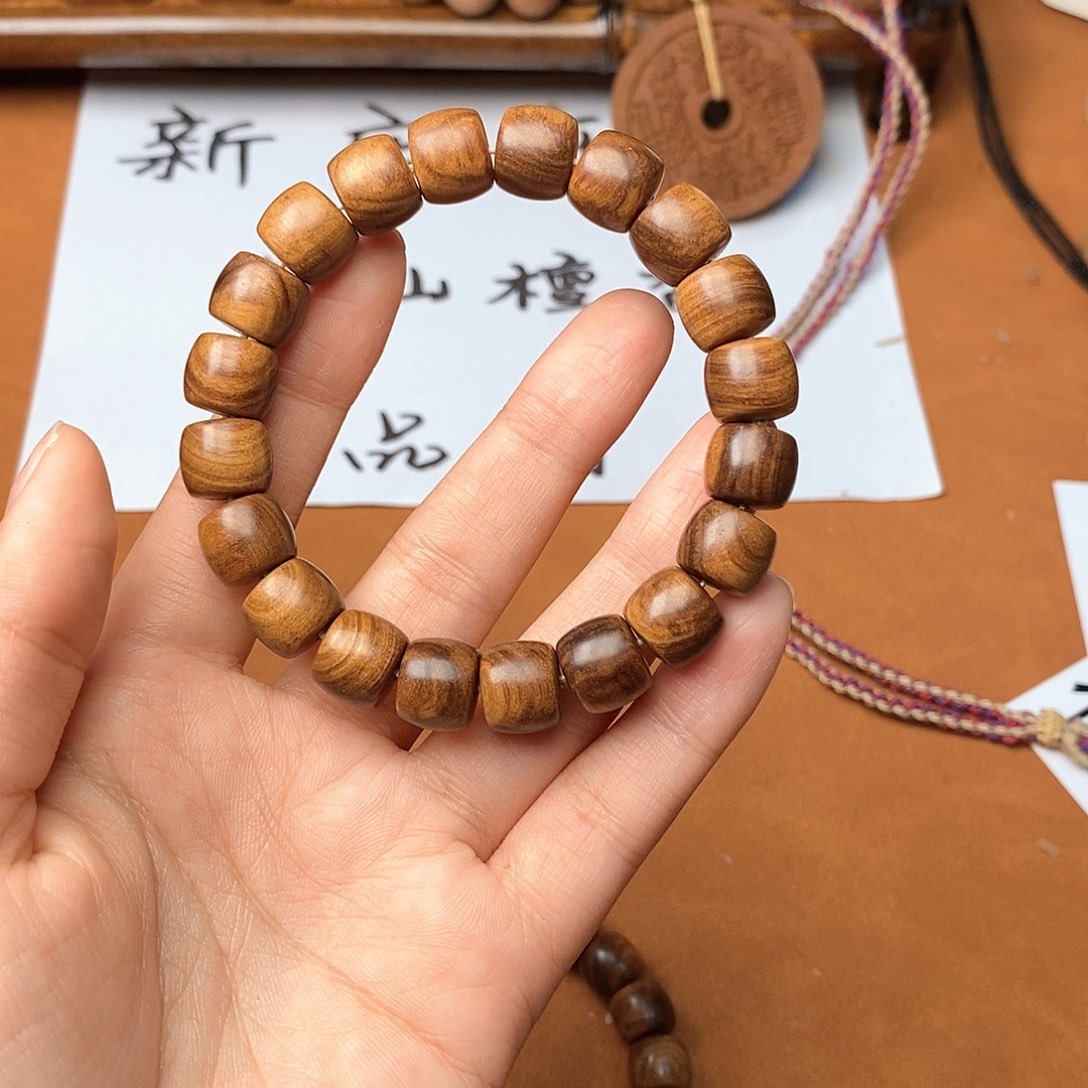 檀香木手串/手链10*11直切手串瑕疵