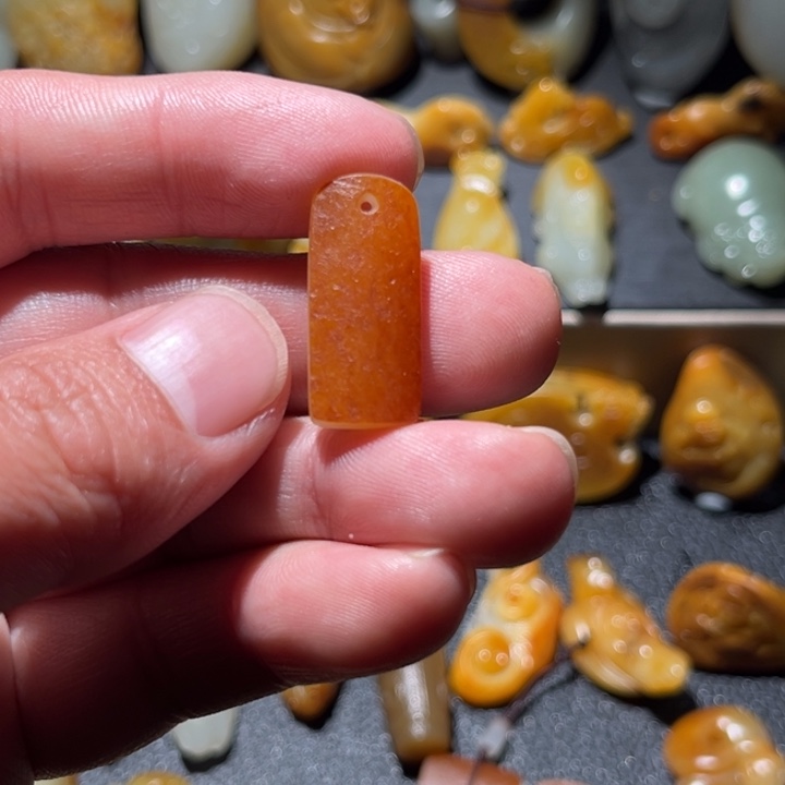 和田玉颈饰未镶嵌大*