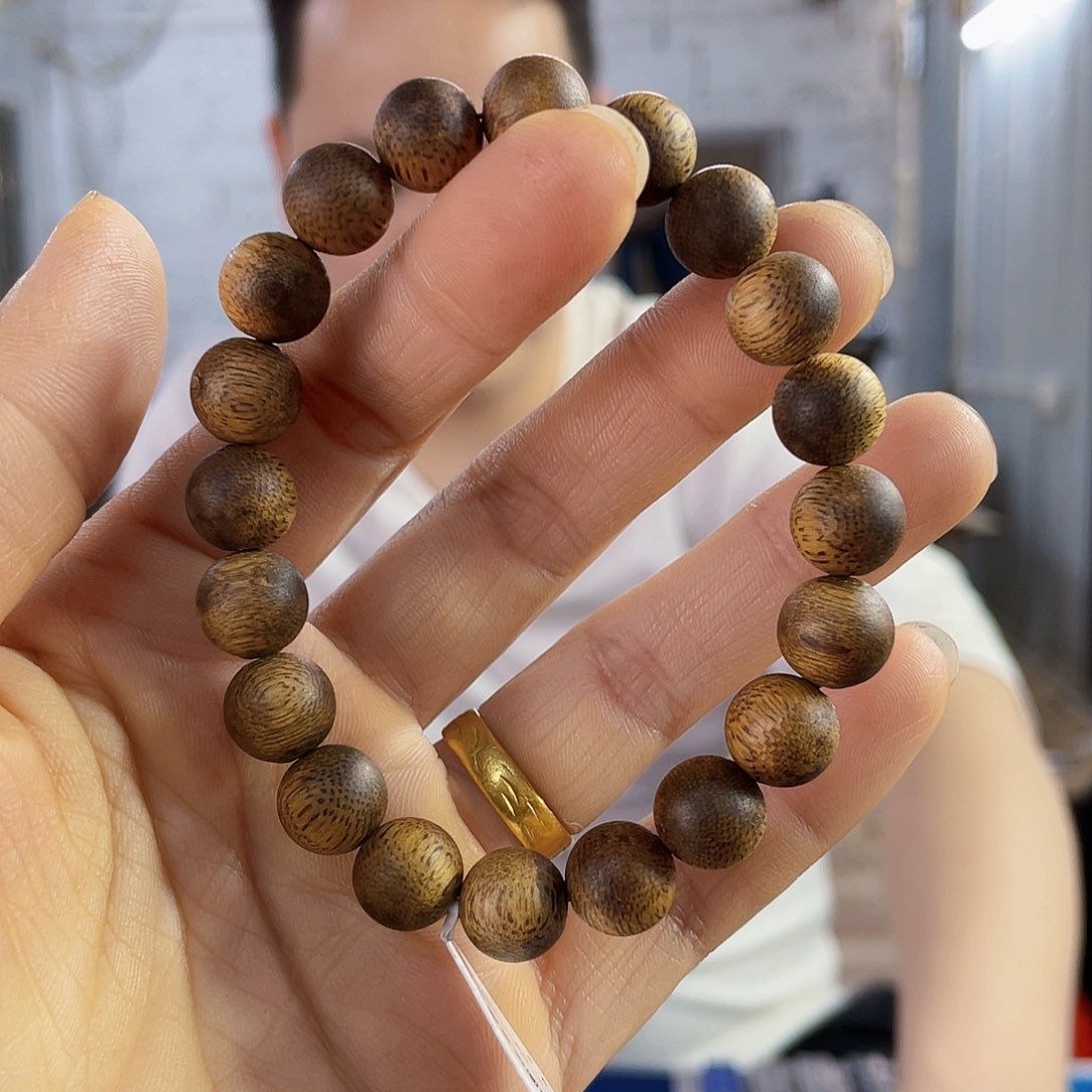 沉香手串天然红棋圆珠单圈1.0/9克多样性发一