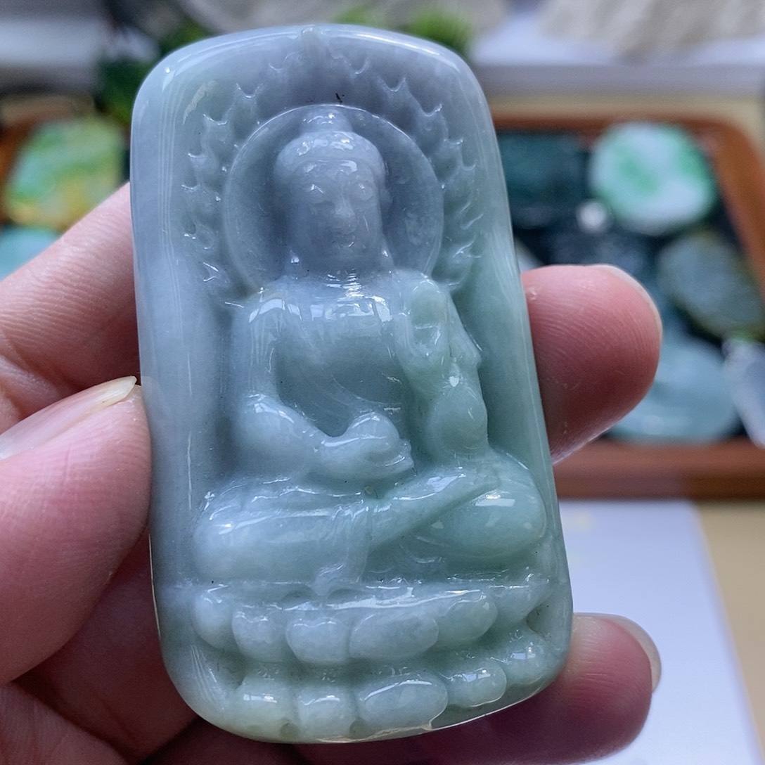 【闪购商品】翡翠颈饰未镶嵌11111111111111