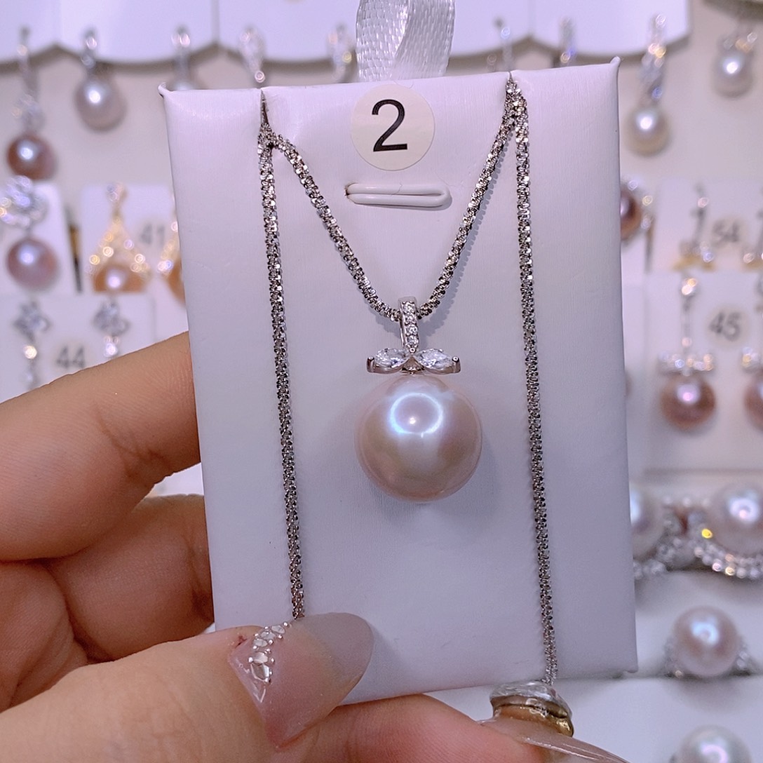 每***啊银S925镶嵌淡水珍珠颈饰