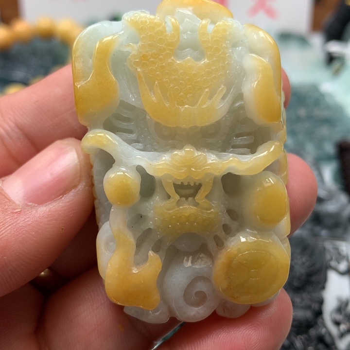 翡翠颈饰未镶嵌保真天然A货翡翠