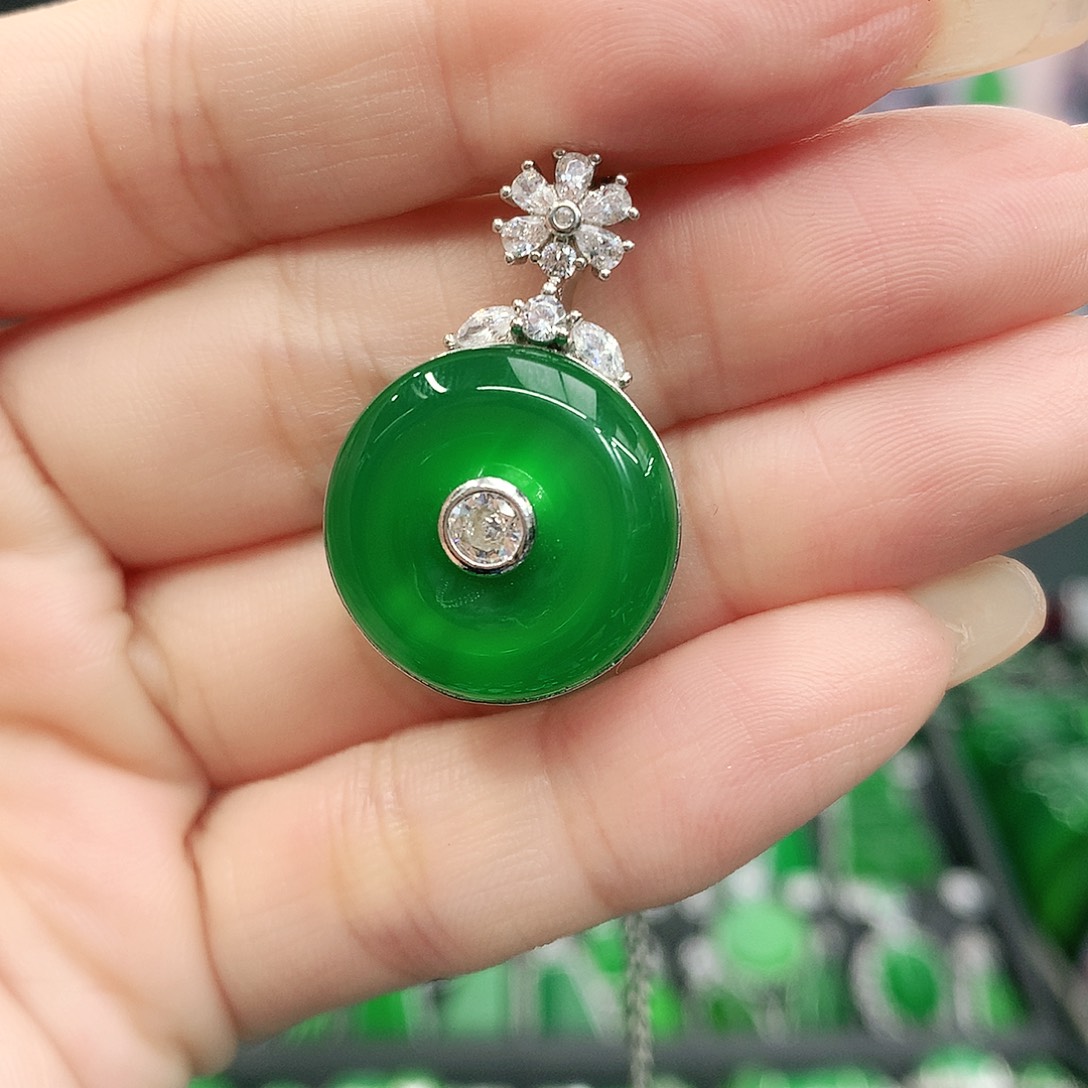 合金吊坠玛瑙/玉髓