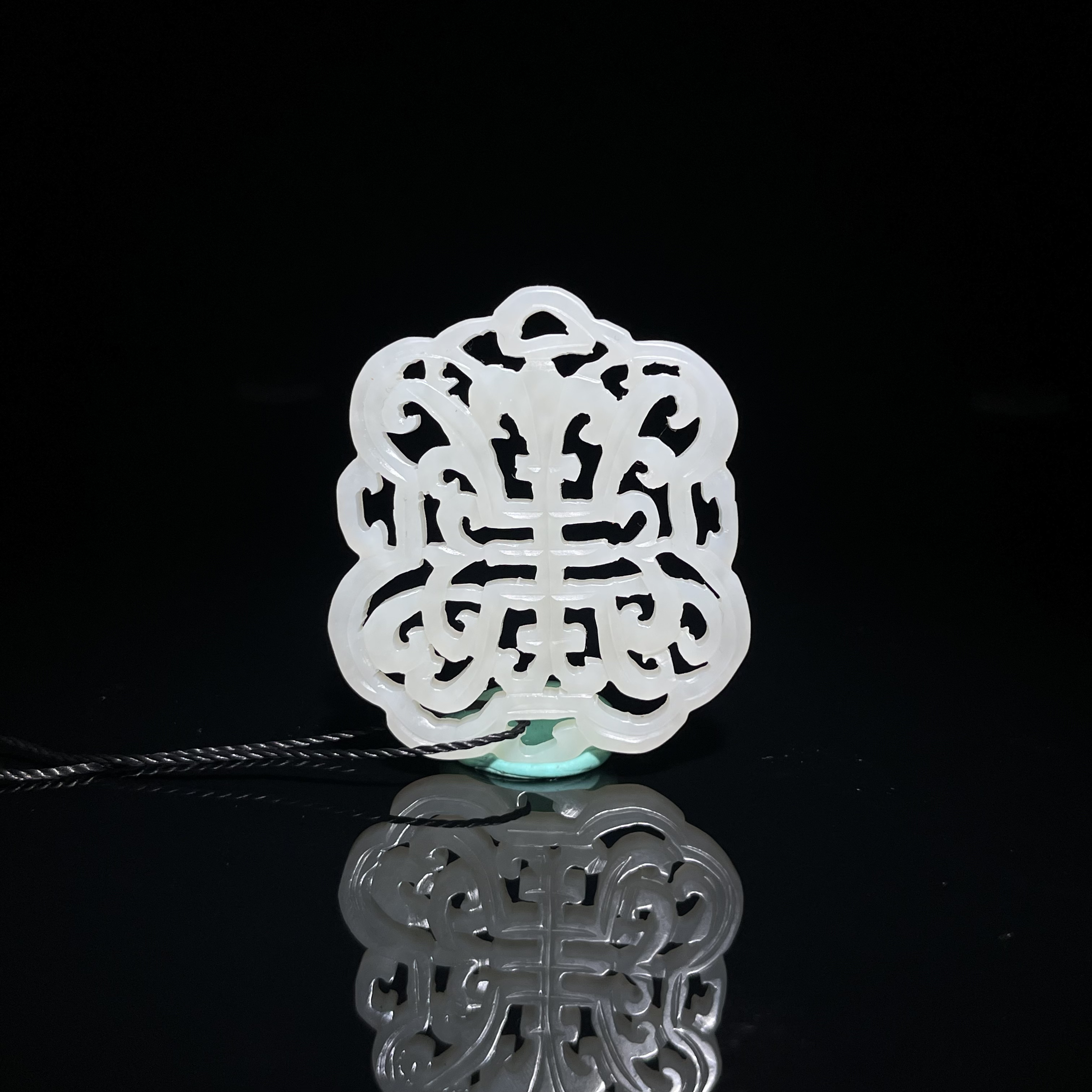 古玉臻藏镂空玉佩2510070047