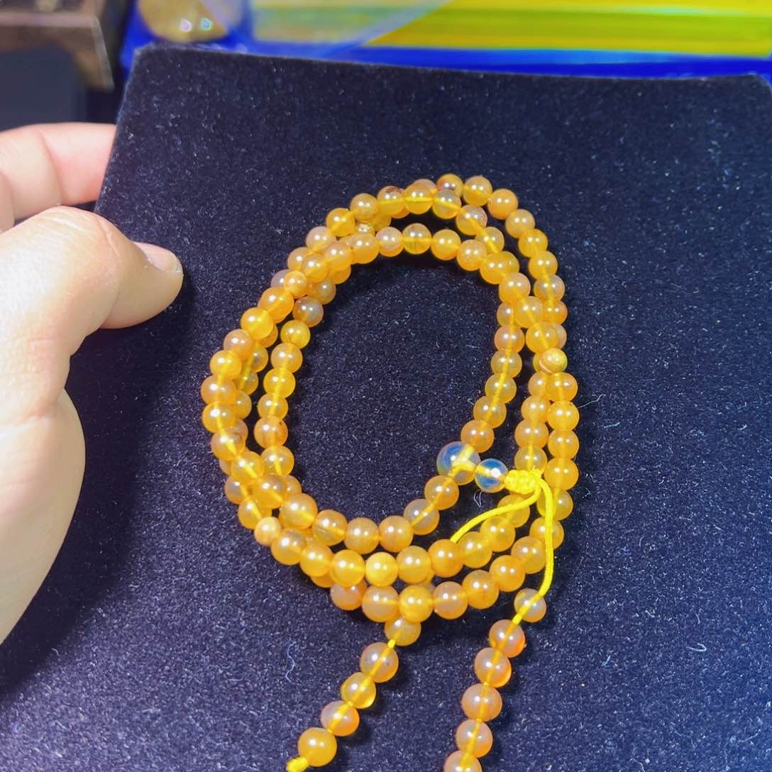 琥珀裸石未镶嵌琥珀