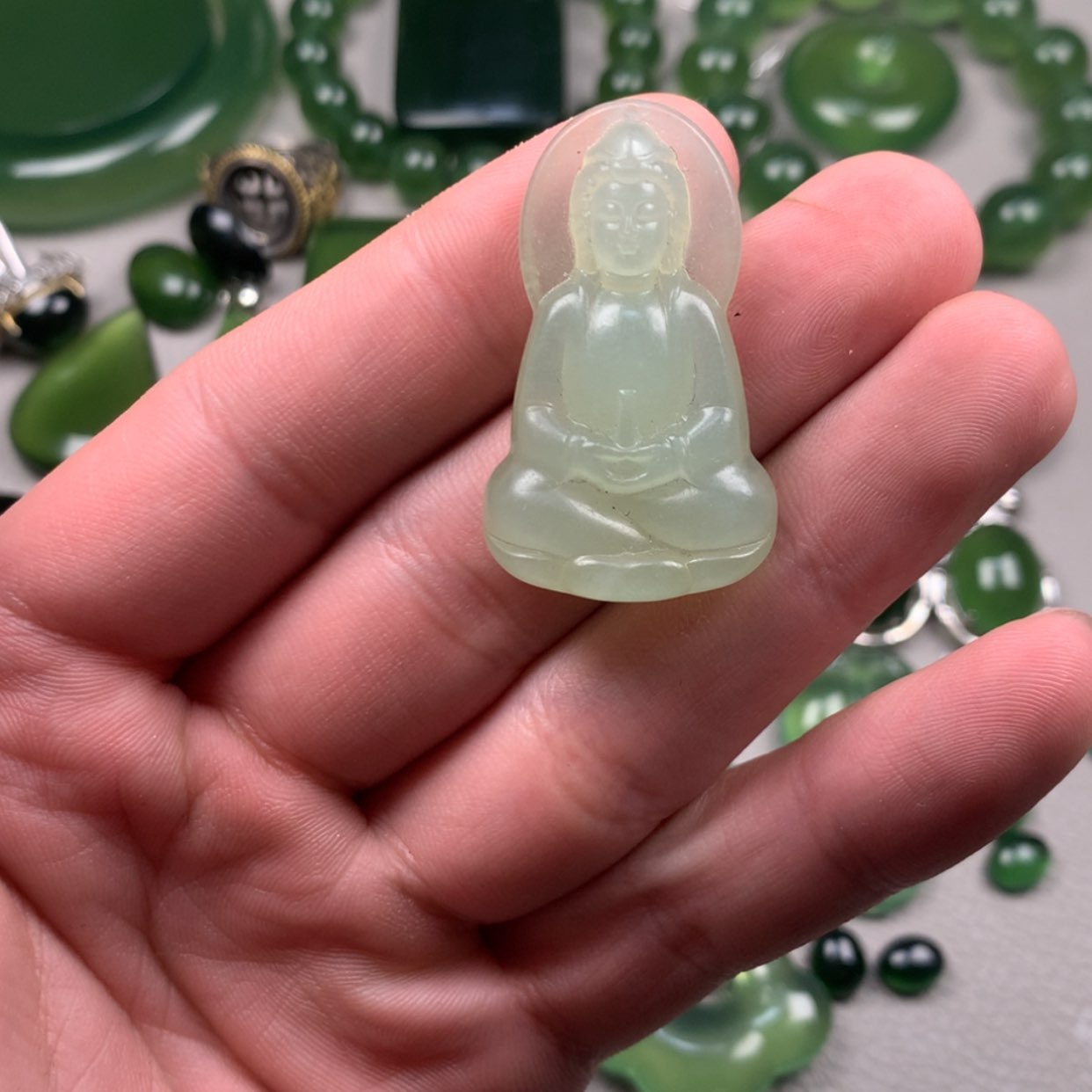 【闪购商品】蛇纹石玉岫玉未镶嵌
