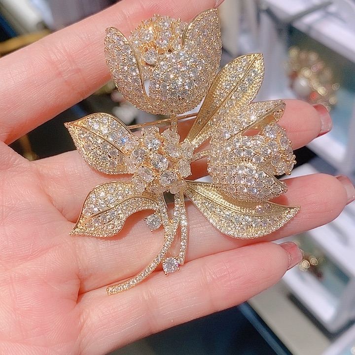 锆石铜合金奢华高档玫瑰花胸针 金色