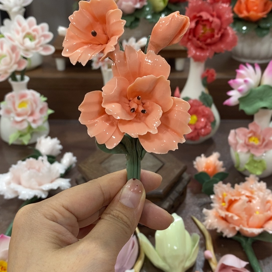 摆件陶瓷手工花摆件