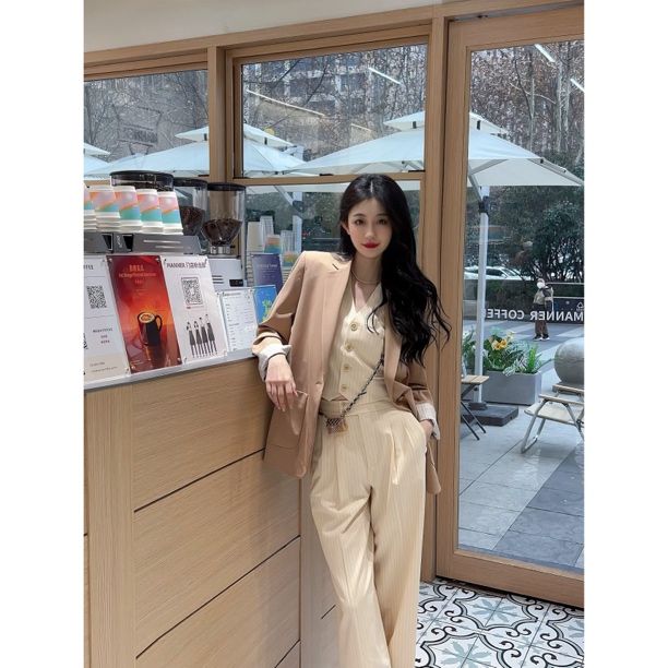 GIRDEAR/哥弟【雅绅风度】高级冷淡风质感时尚男友风西装1400425