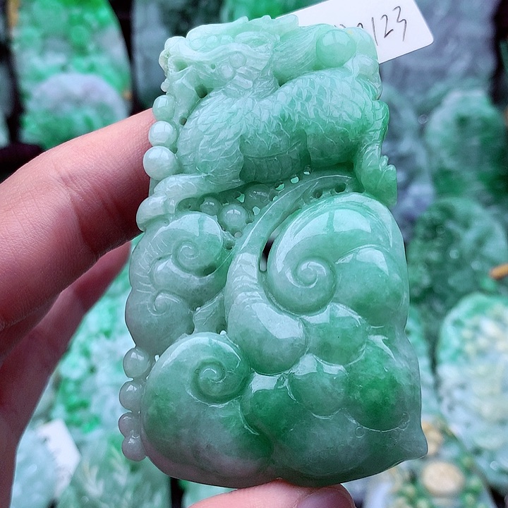 翡翠吊坠(不含链)未镶嵌