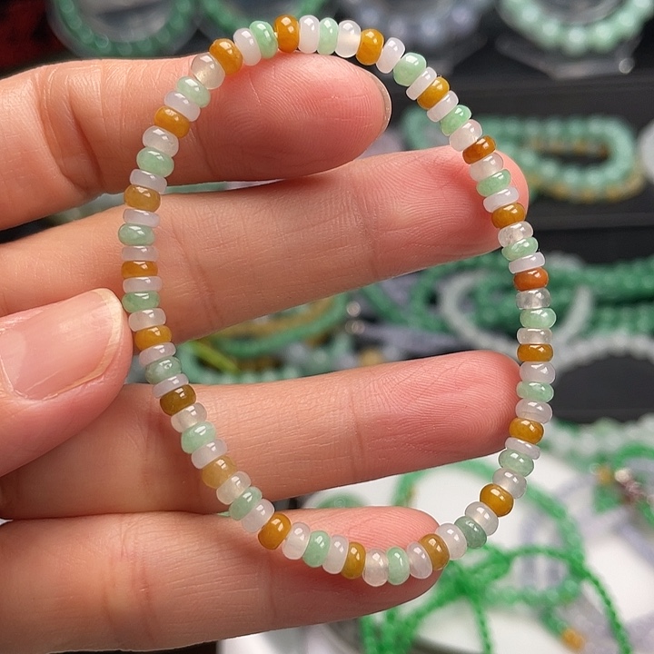 翡翠未镶嵌手链卡4+多宝手串