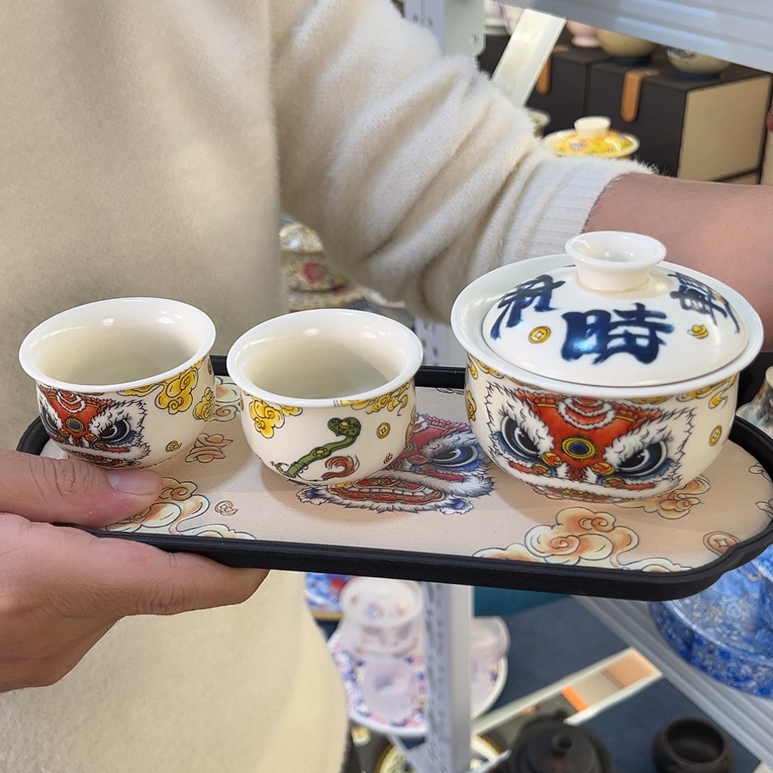 盖碗很漂亮我很喜欢