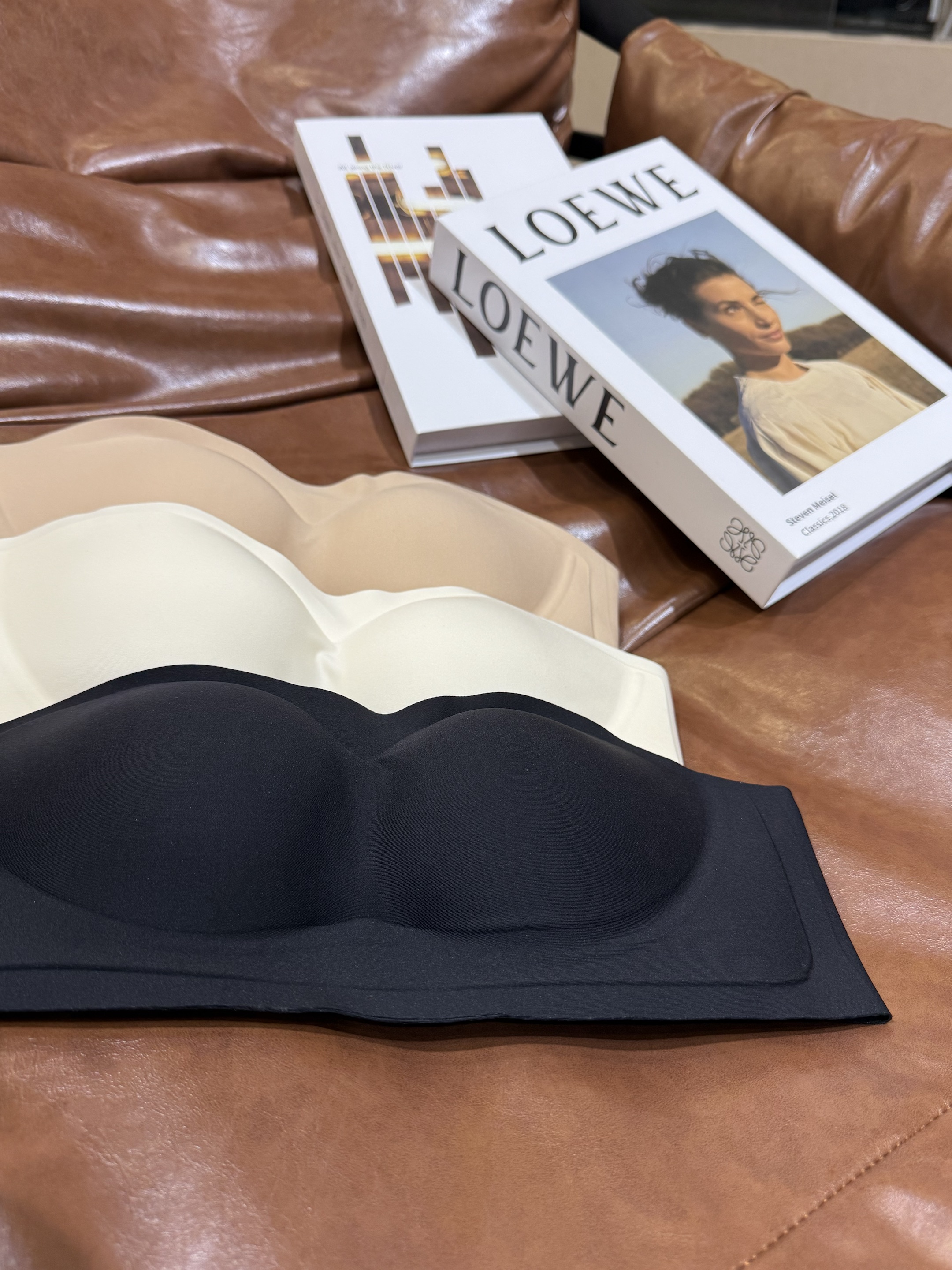 Molly定制【防滑抹胸】薄款0.9cm经典果冻无肩带防滑无痕抹胸露肩