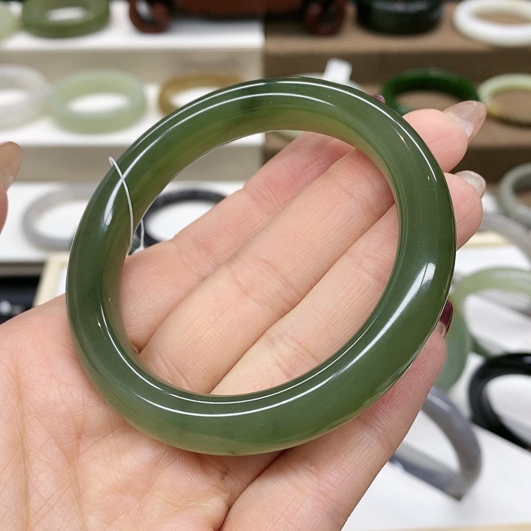 【闪购商品】和田玉未镶嵌手镯