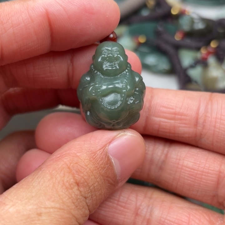 和田玉吊坠未镶嵌