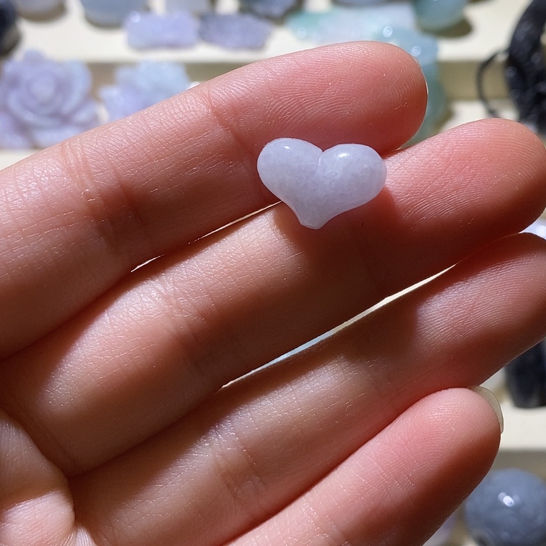 懒***羊翡翠散珠未镶嵌翡翠