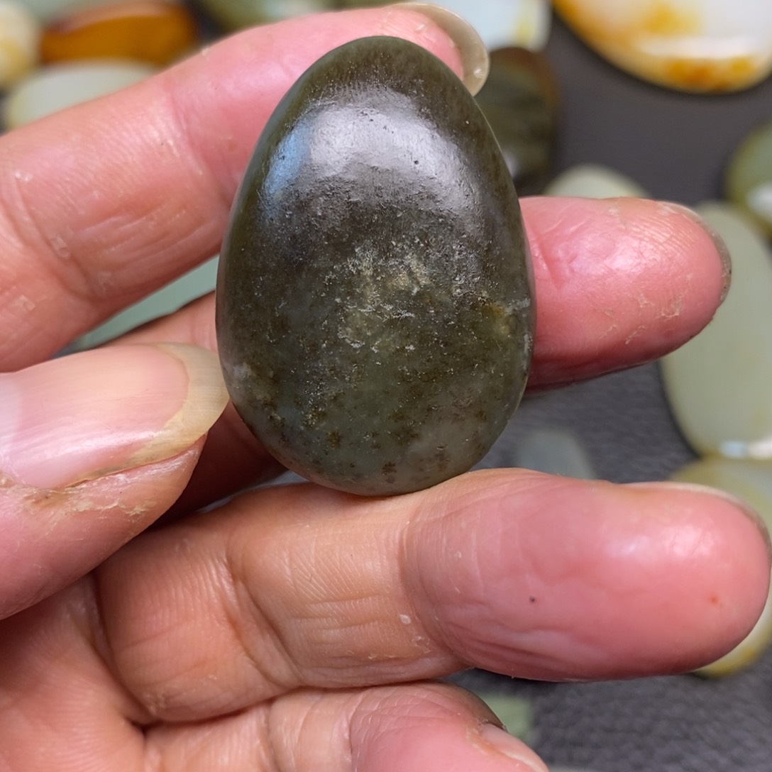 和田玉（糖玉）挂件未镶嵌