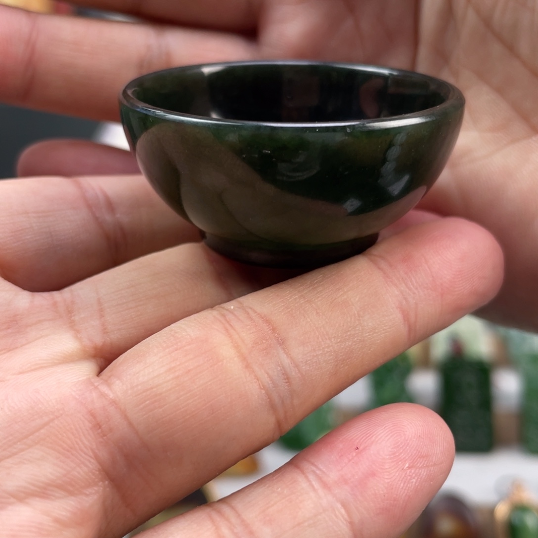 未镶嵌和田玉挂件和田玉茶杯未镶嵌