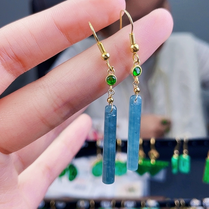 翡翠耳饰未镶嵌饰品