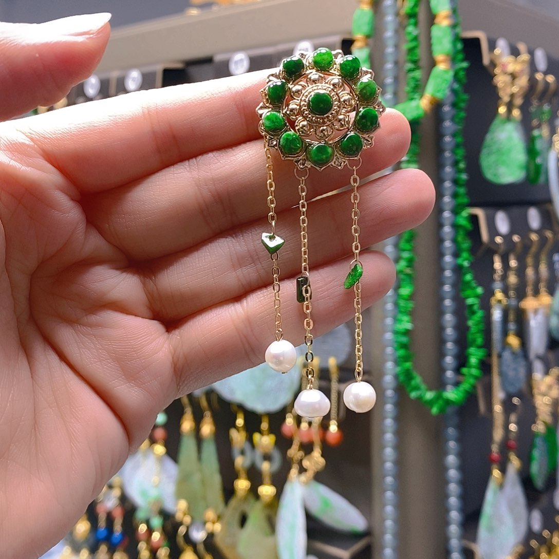 颈饰未镶嵌翡翠翡翠