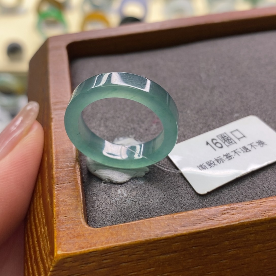 翡翠戒指未镶嵌戒指
