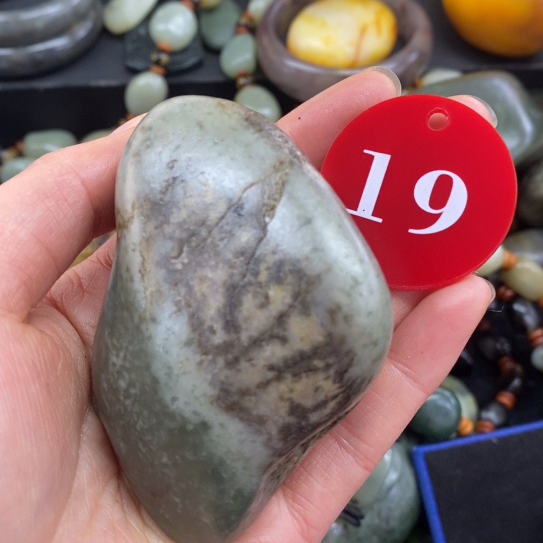 未镶嵌和田玉挂件